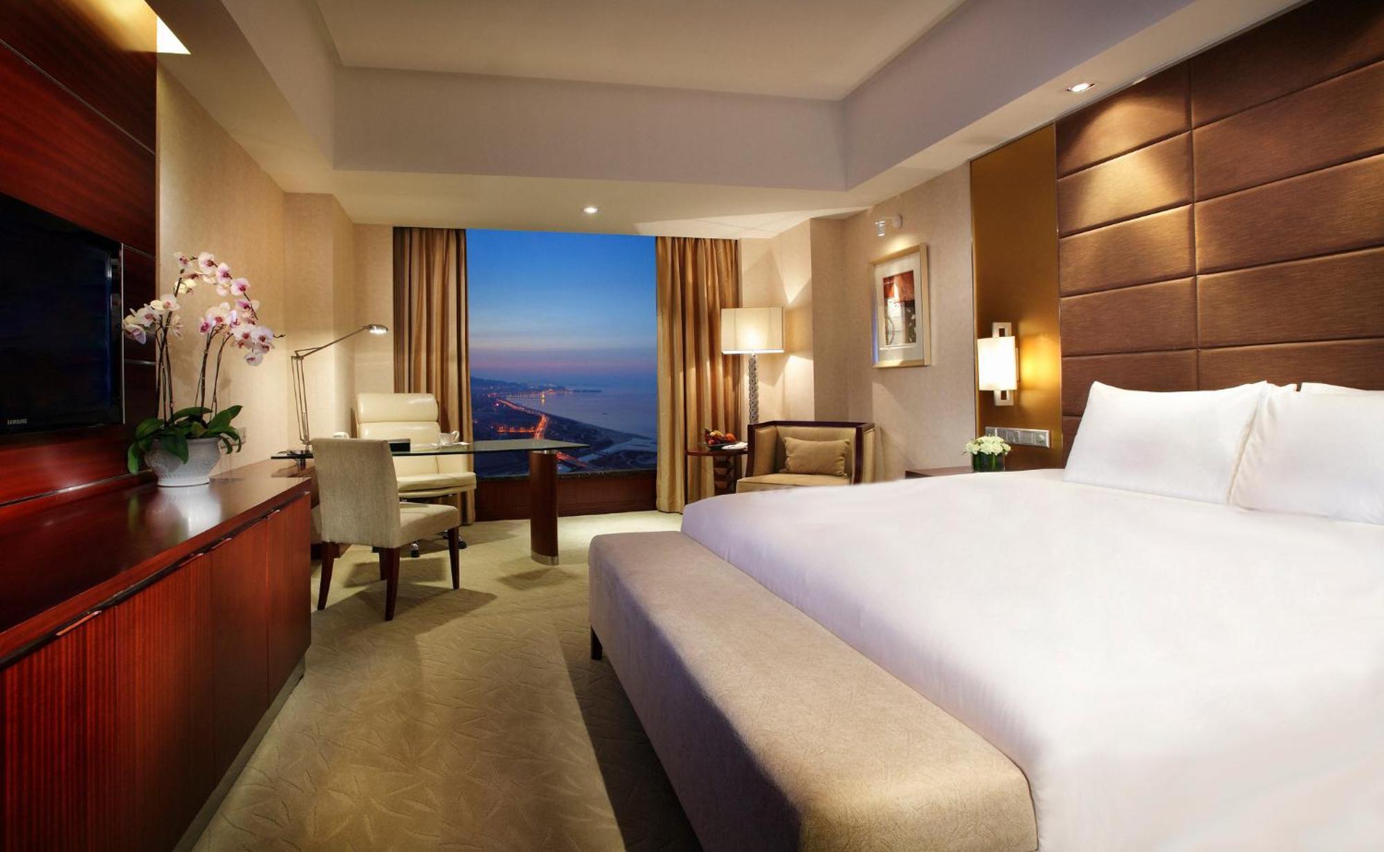 فندق Crowne Plaza Yantai Sea View By Ihg المظهر الخارجي الصورة