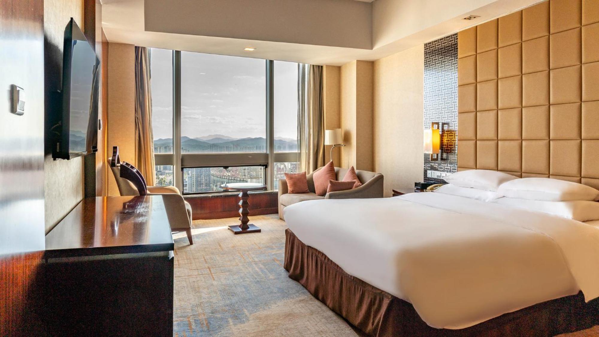 فندق Crowne Plaza Yantai Sea View By Ihg المظهر الخارجي الصورة