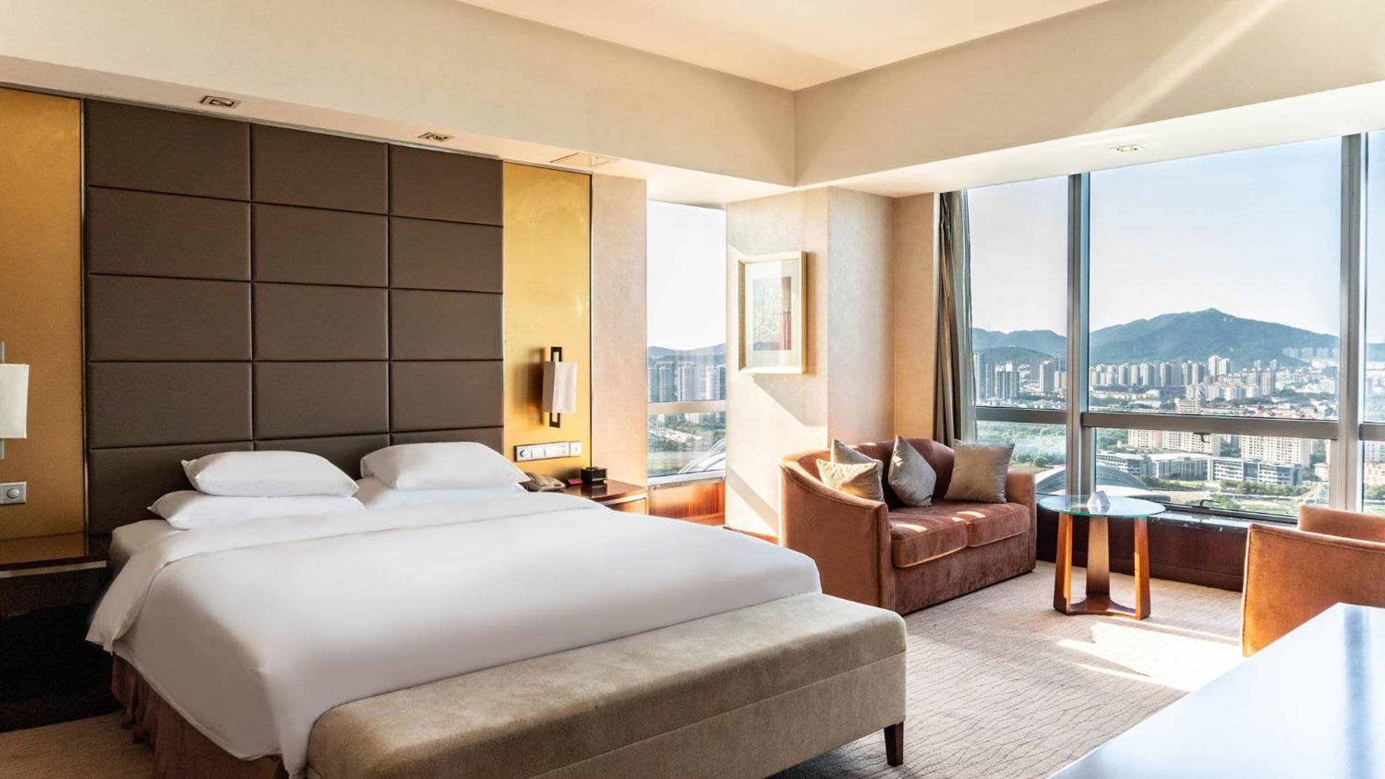 فندق Crowne Plaza Yantai Sea View By Ihg المظهر الخارجي الصورة